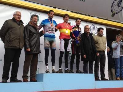 Aitor Hernández  campeón de España de ciclocross